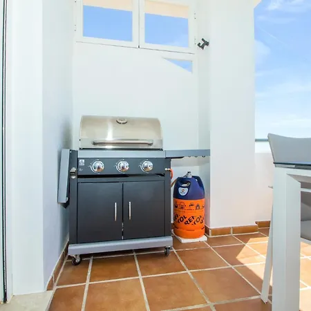 Perfect Beachside Penthouse * مانيلفا